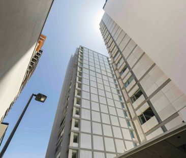 906 / 1a Lawson Square - Photo 5