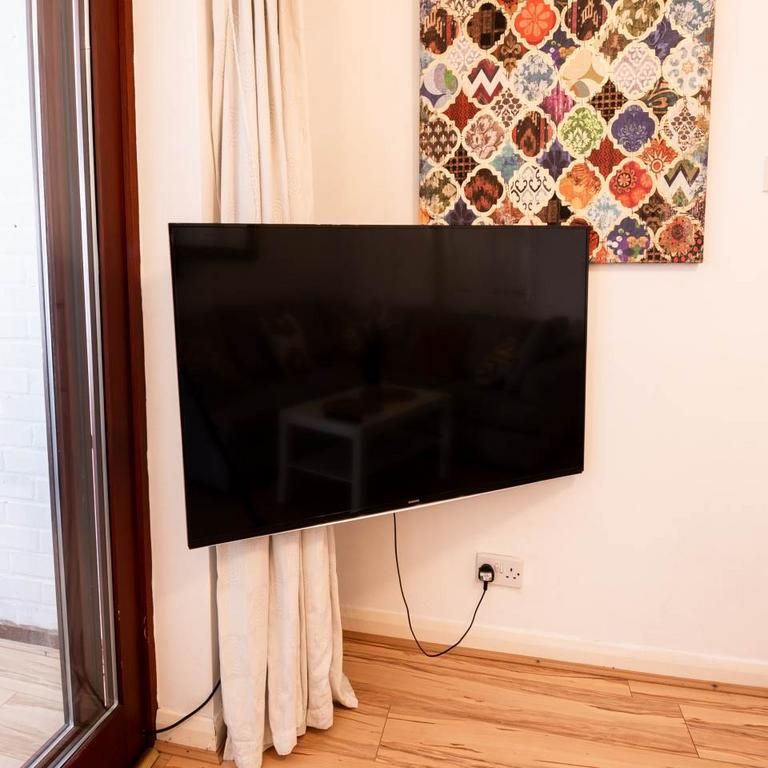 5 bedroom house to rent - Photo 1