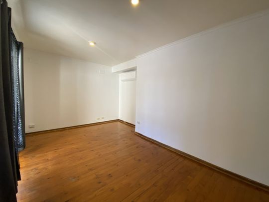 Freshly Painted with a Huge Backyard&excl; - Photo 1