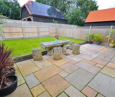 2 bedroom barn conversion to rent - Photo 5