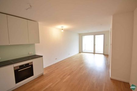 Ruhelage: Schöne 2-Zimmer-Wohnung mit Loggia in Augartennähe - Photo 2