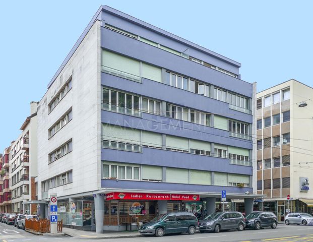 Rue des Eaux-Vives, 4,5 pièces au 1er étage - Photo 1