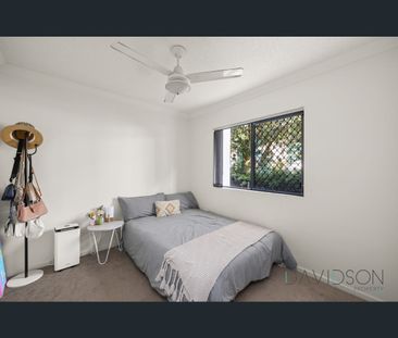 1/5 Loder Street, Biggera Waters, Qld 4216 - Photo 3