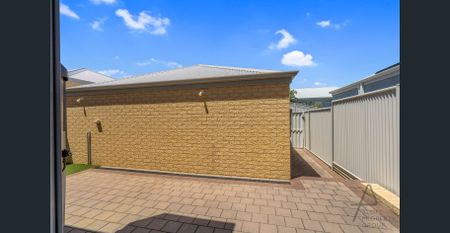 Effortless Coastal Living - Photo 4