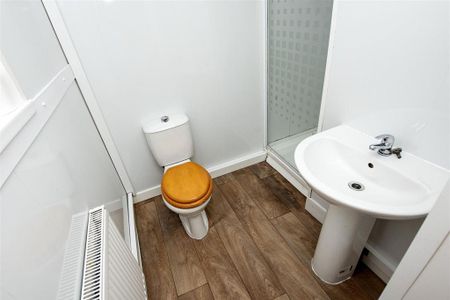 6 bedroom house to rent - Photo 3