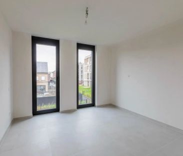 Nieuwbouwappartement met terras en staanplaats in Residentie Scaldia - Photo 1