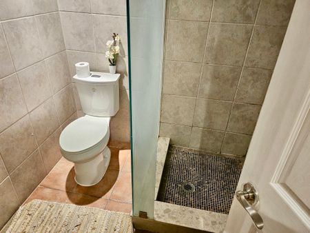 For Lease - 3366 Covent Crescent, Mississauga, Ontario - Photo 5