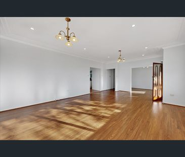 18 Valley View Crescent, North Epping, NSW 2121 - Photo 4