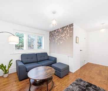 1 Bed Flat, Carew Court, SE14 - Photo 2