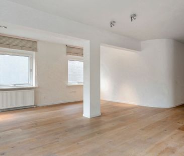 Ruim hoek appartement ca.150m² in het centrum van Brasschaat - Photo 5