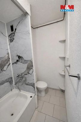 Pronájem bytu 1+kk, 22 m - Fotografie 1