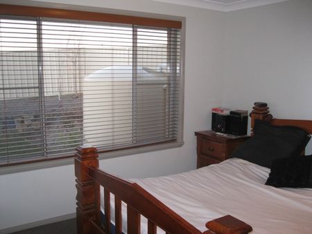 Ashworth Estate Avaliable 7/1/26!!!! - Photo 2