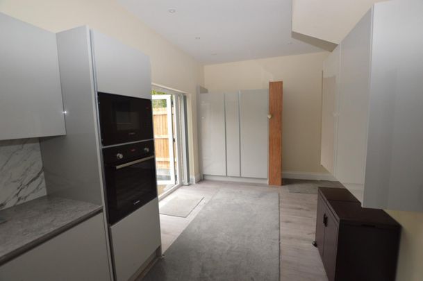 3 bedroom House To Let - Photo 1