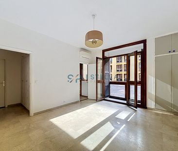 Location Appartement 1 pièce 35m² AJACCIO 20000 - Photo 2