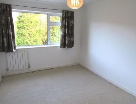 2 bedroom semi-detached house to rent - Photo 2