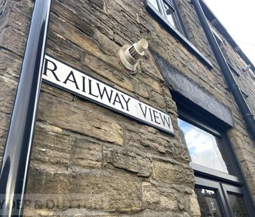 Railway View, Springhead, Oldham, Lancs, OL4 - Photo 2