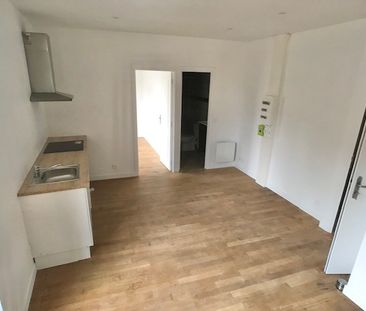 Location Appartement 3 pièces 36m² ST ARNOULT EN YVELINES 78730 - Photo 1