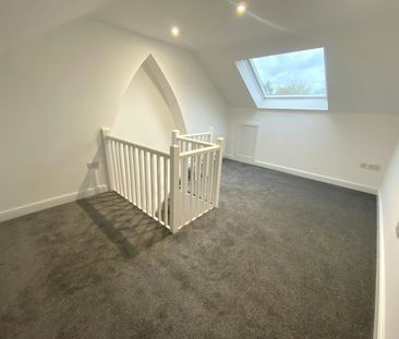 Terraced House to rent on - Photo 1
