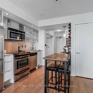 1 Bedroom, 1 Bathroom - Cityplace - Photo 2