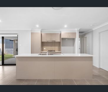 Apply Now! - Photo 4