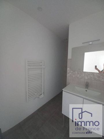 Location appartement t2 40 m² à Saint-Marcellin-en-Forez (42680) - Photo 5