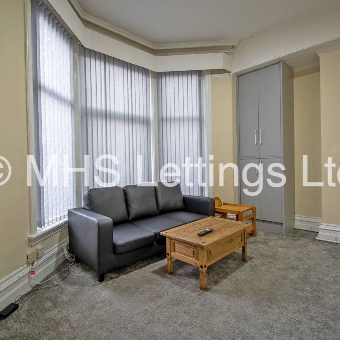 Ground Floor, 12 Regent Park Avenue, Leeds, LS6 2AU - Photo 1