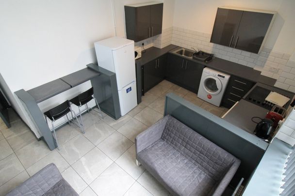 4 Bed Flat, Ranelagh Street, L1 - Photo 1