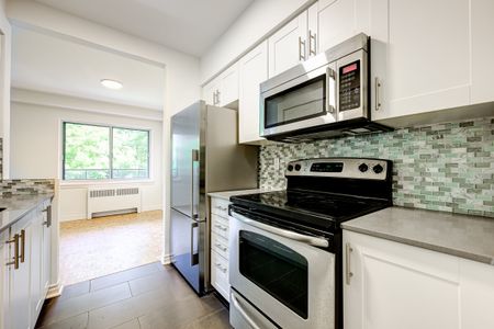 4555 Bonavista Avenue - Photo 5