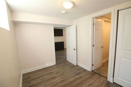 For Lease - 53 Sutherland Avenue, Brampton, Ontario - Photo 3