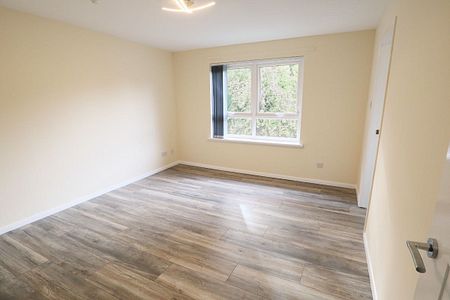 2 Bed, Second Floor Flat - Photo 5