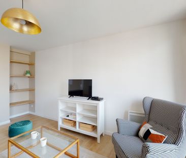 Très beau T4 meublé de 67m² Antoine Pons - Photo 5