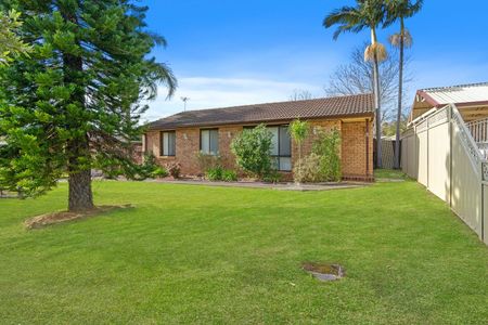 The Perfect Three-Bedroom Family Home! - Photo 5