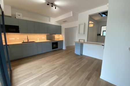 Maison rénovée Begles - Photo 2