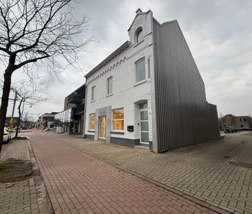 Appartement met een opp. van 100m² gelegen in centrum Kermt - Photo 3