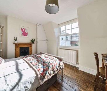 Northernhay Square, Exeter, EX4 - Photo 2