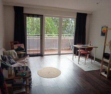 Im Herzen von Gießen mit Blick auf den Botanischen Garten: Große, helle 1 Zimmer-Wohnung mit Balkon, Diezstr. 7, Gießen - Foto 1