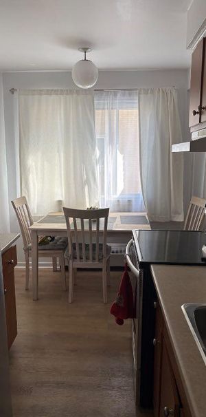 3 ½ à louer à Montréal – 1 220 $/mois - Photo 1