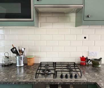 1 Bed Flat, Victoria Crescent, N15 - Photo 5