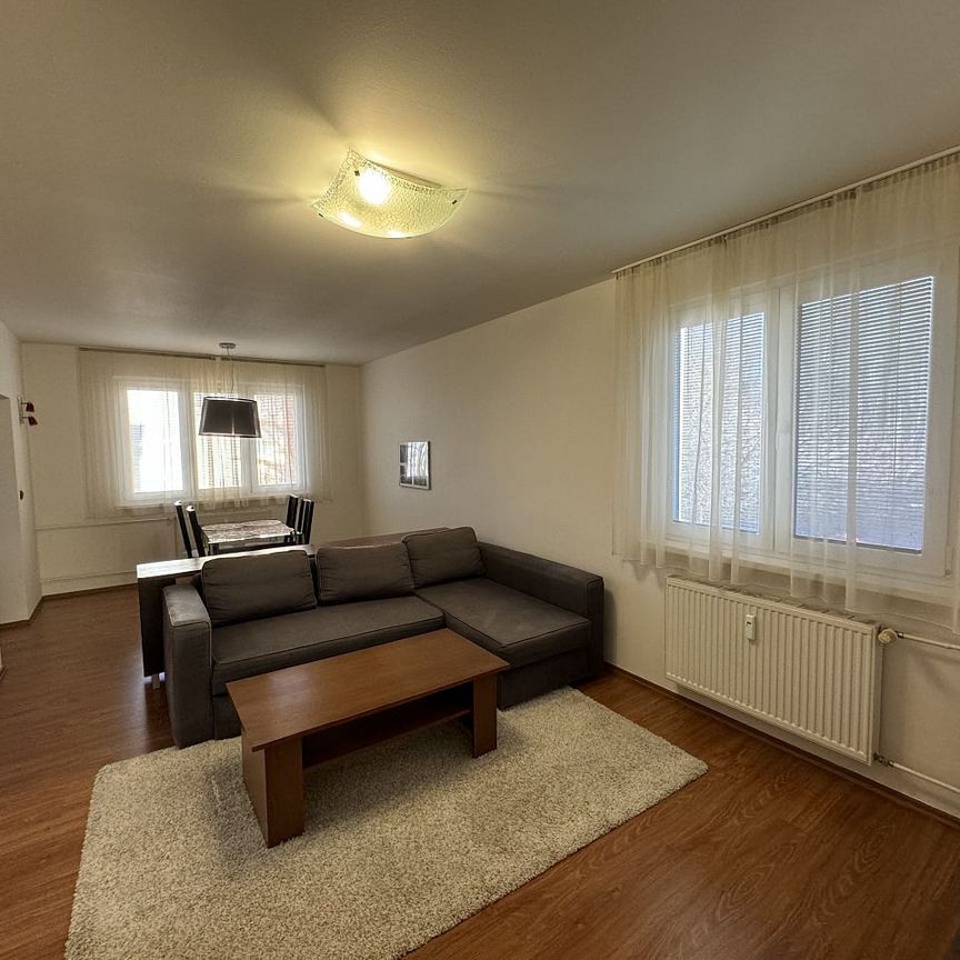 Pronájem bytu 2+1 56 m² - Фото 1