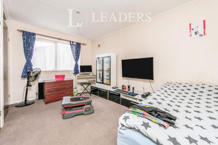 3 bedroom house to rent - Photo 3