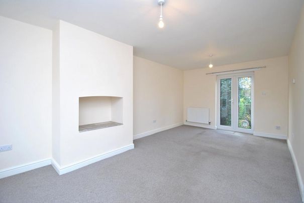 4 bedroom terraced house to rent - Photo 1