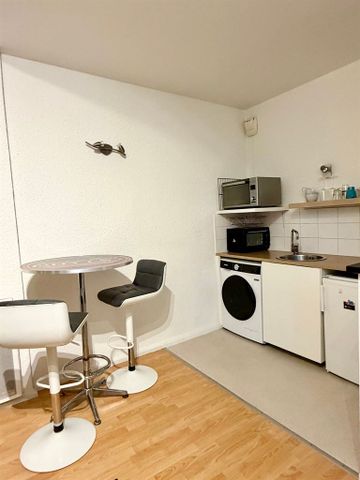 Location Appartement 1 pièce 27m² CHAMALIERES 63400 - Photo 4