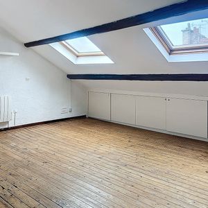 Appartement à louer - REIMS- PROCHE GARE - Photo 2