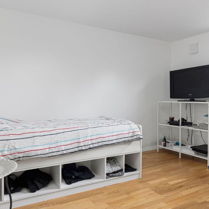 Prostvägen, Huddinge - Photo 1