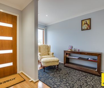 Cozy Comfy Convenient - Photo 6