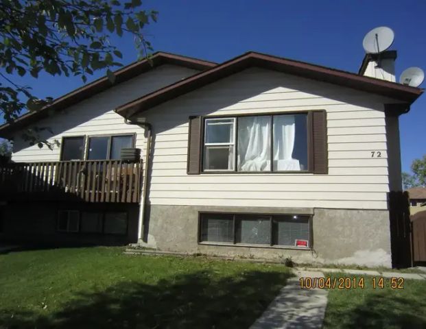 Large 2 bedrooms Suite - $1350 - Available immediately | 72b Templeson Crescent Northeast, Calgary - Photo 1