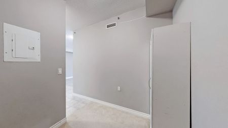 For Lease - 810 Scollard Court Unit# 1201, Mississauga, Ontario - Photo 3