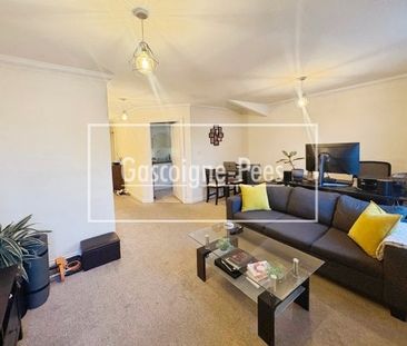 Marlborough Road, Woking, GU21 - Photo 1