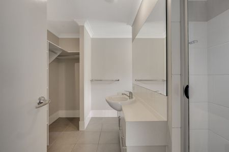 1 Madeleine Court - Photo 4