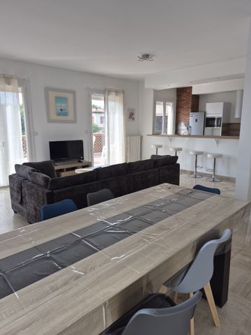 Location Maison 7 pièces 147m² BLAGNAC 31700 - Photo 2